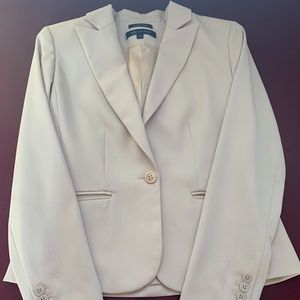 Ann Klein  - Women's fully  lined dressy Jacket